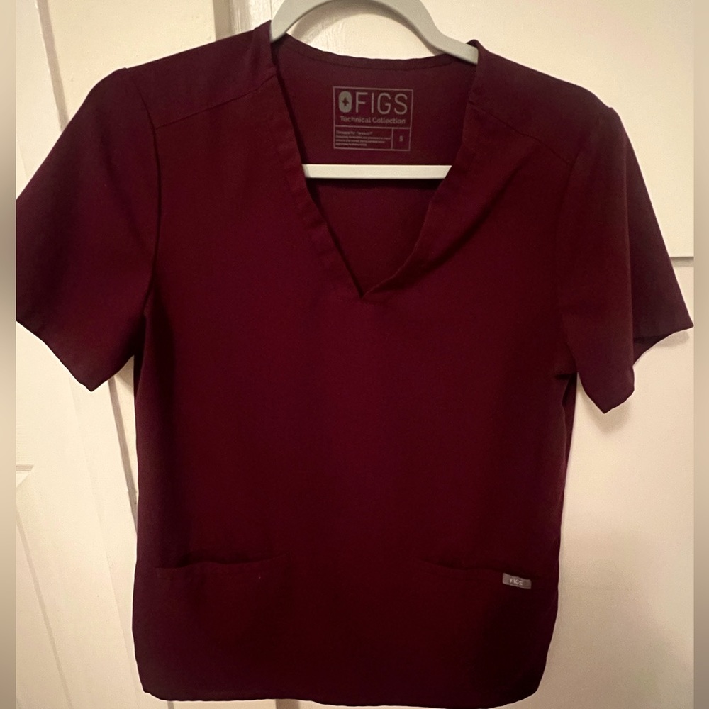 FIGS set- size small top, size small petite pants